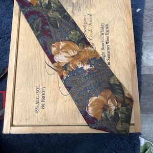 Vintage floral tie fall colors